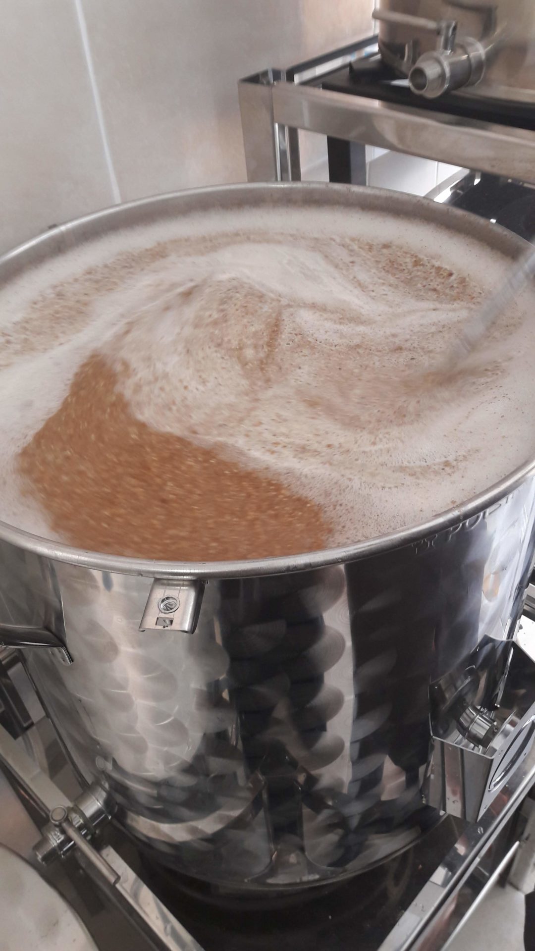Brewing tank